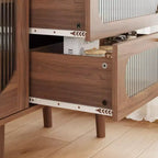 Decoratieve kast met 3 laden en kastdeuren, houten opbergkast met planken, geschikt voor woonkamers, naturel hout